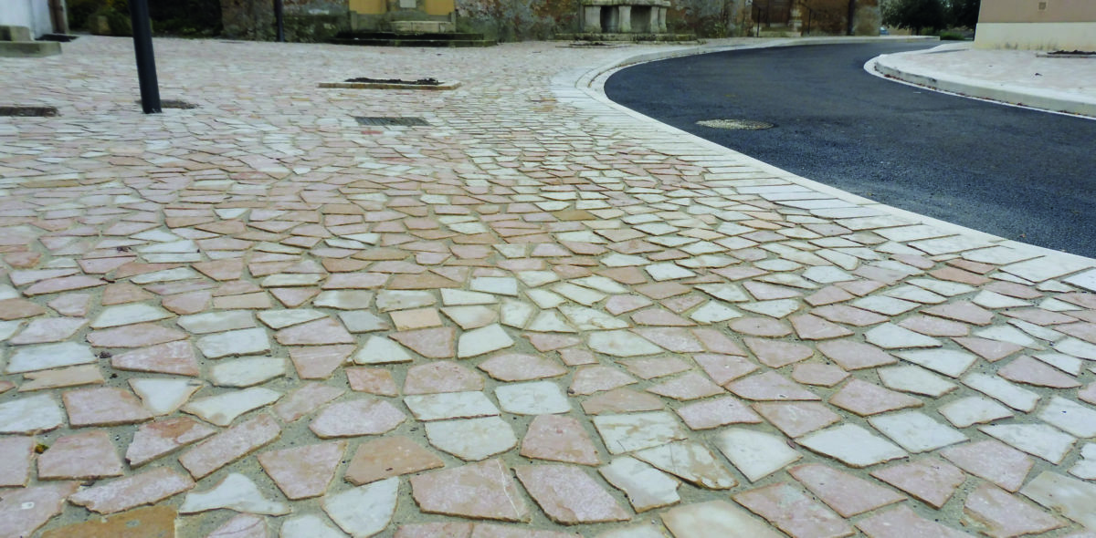 Pave byzance_reamenagement urbain_passage bateau et trottoir_Bascons 40