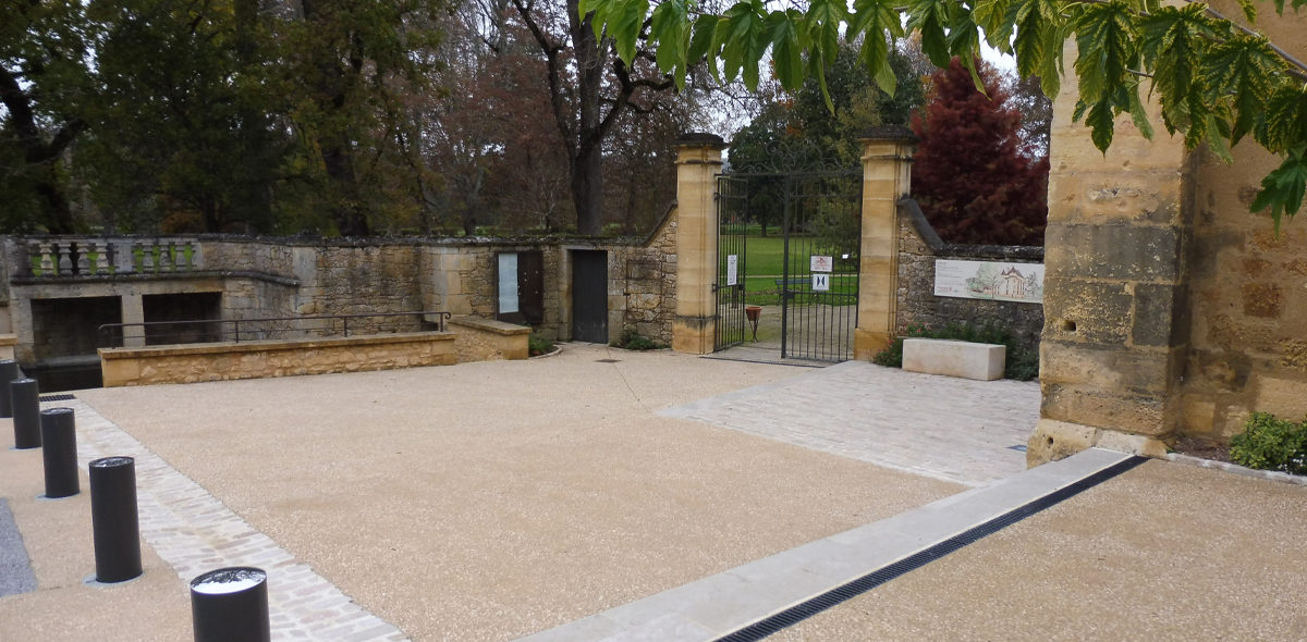 Aménagement du cœur d’un village typique du Périgord - CALMINIA