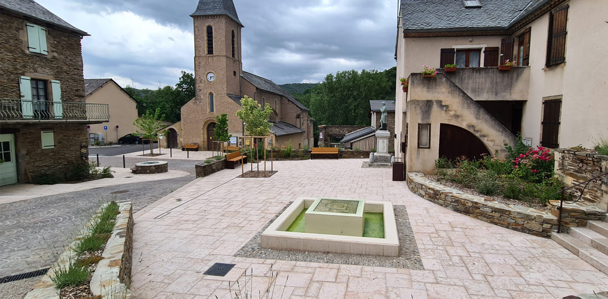 Villeneuve sur tarn emmarchements, dalles, bordures flammées CALMINIA®